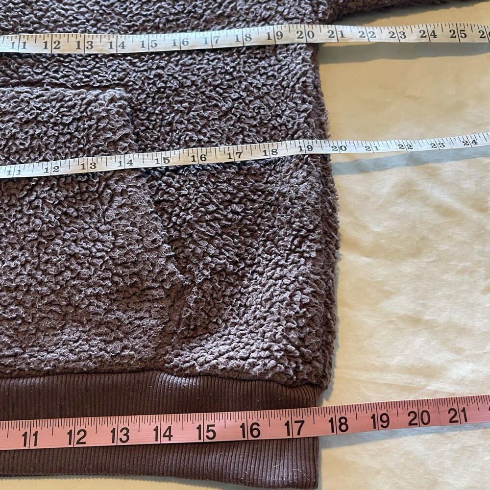 American Eagle Women’s Hoodie Fuzzy Sweater Pullover Sz XS Cozy Winter Skiing - Picture 9 of 16